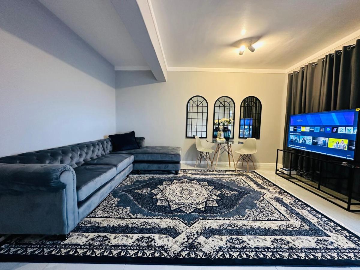 Nederburg, Sea Point, 2 Bed Apt - New เคปทาวน์ ภายนอก รูปภาพ
