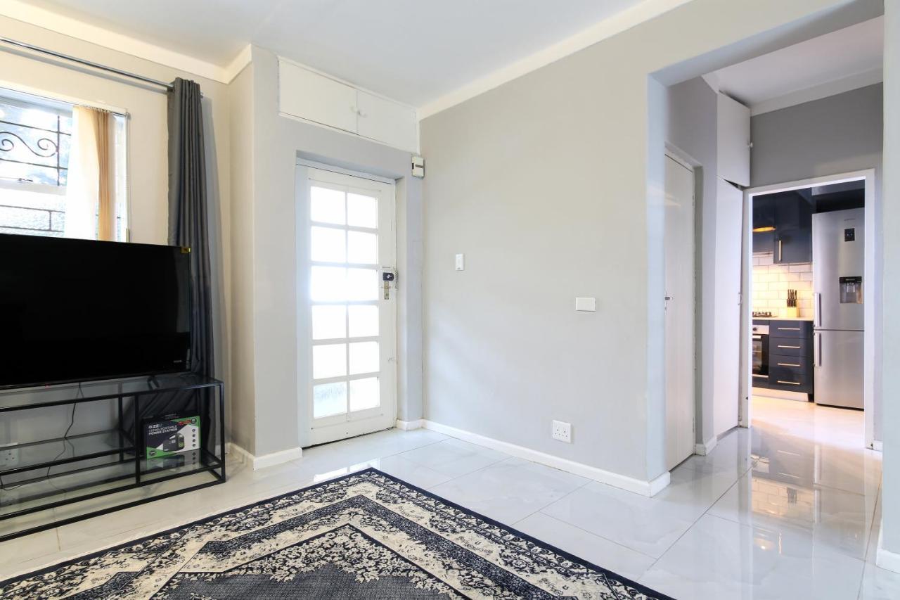 Nederburg, Sea Point, 2 Bed Apt - New เคปทาวน์ ภายนอก รูปภาพ